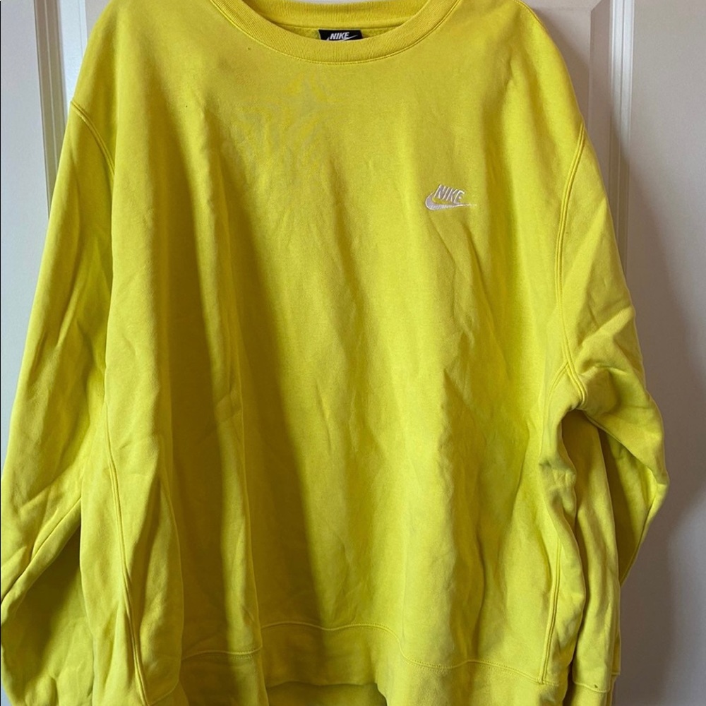 Men’s Nike crewneck